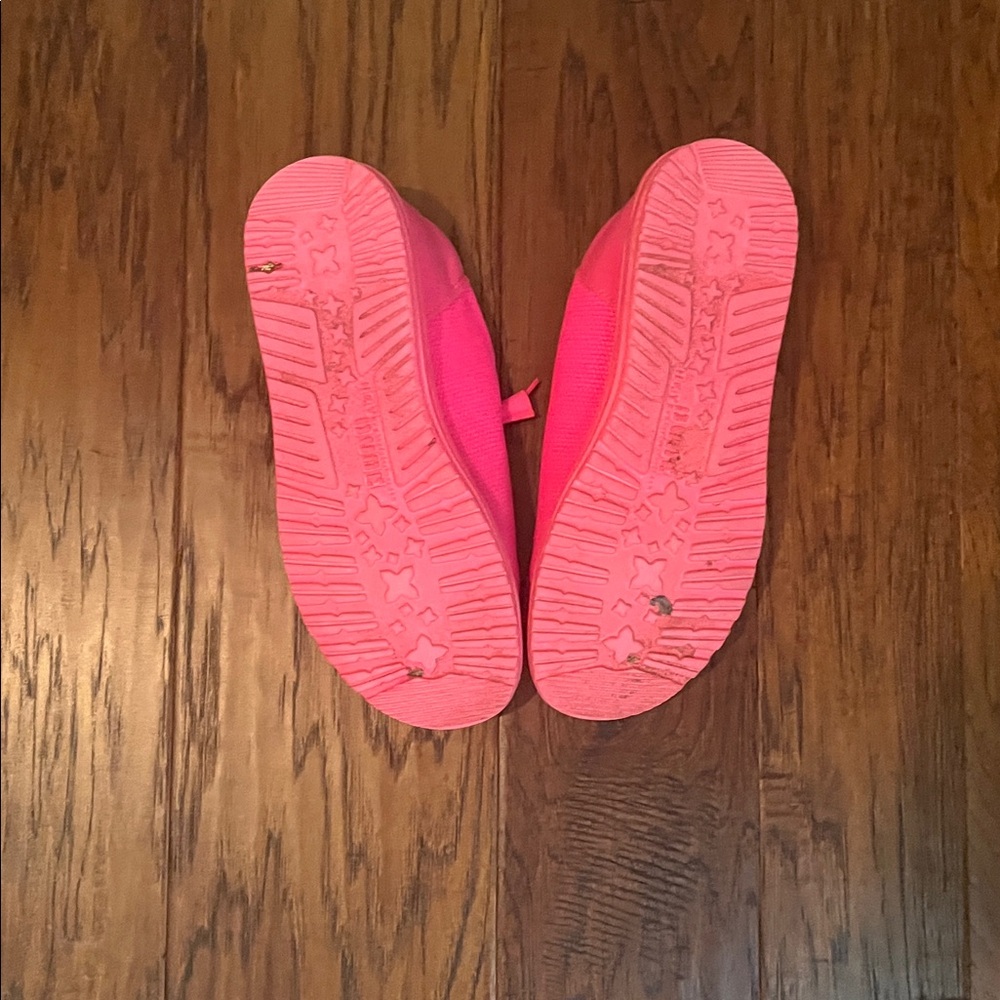 Hey Dude Bright Pink Lightweight Slip-On Sneakers - Picture 2 of 3